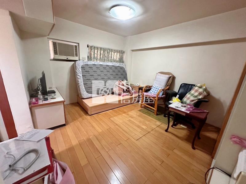 忠貞商圈超美套房房屋室內格局與周邊環境