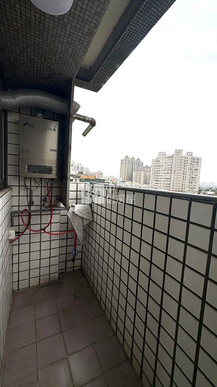 同慶路漂亮2+1房(中信卓越團隊)房屋室內格局與周邊環境
