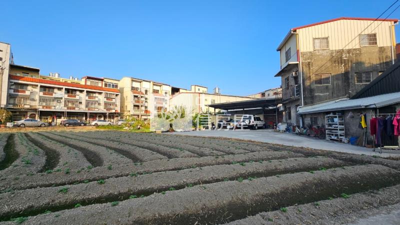 潭子大面積建地房屋室內格局與周邊環境