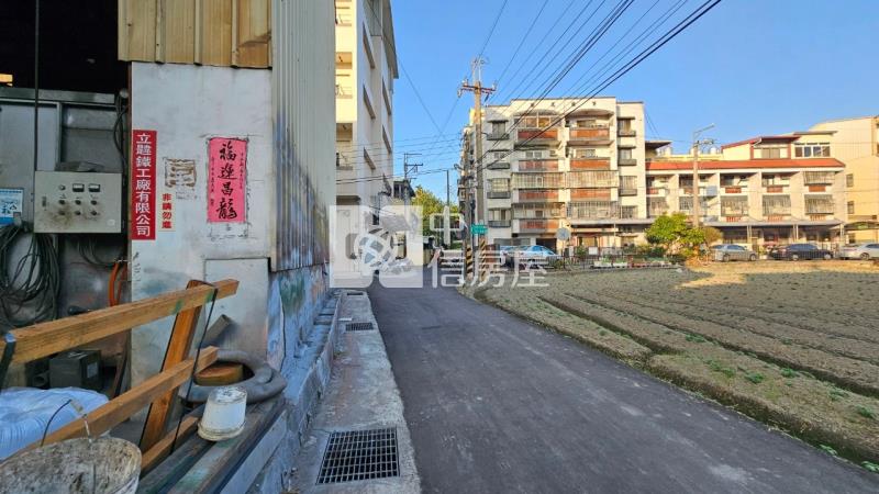 潭子大面積建地房屋室內格局與周邊環境