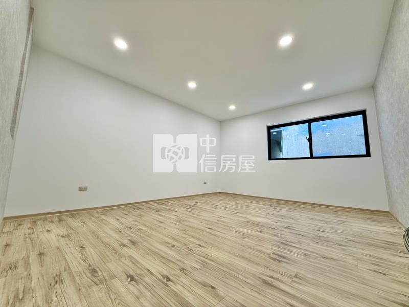 中興商圈6米活路現代輕奢車庫美透天房屋室內格局與周邊環境
