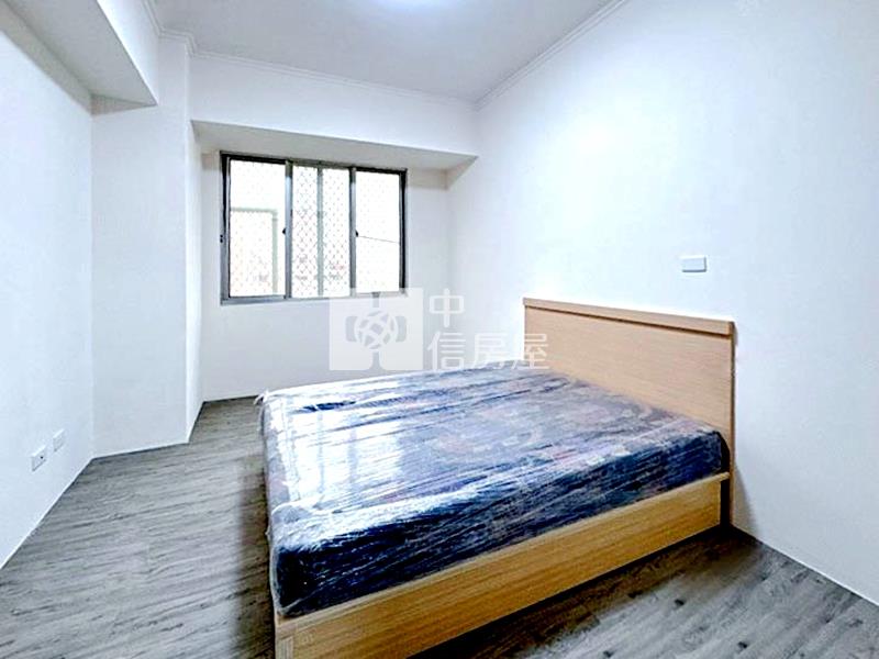 火車站前全新整理三房房屋室內格局與周邊環境