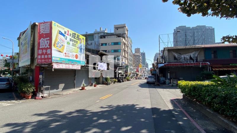 台中西區科博危老建地房屋室內格局與周邊環境