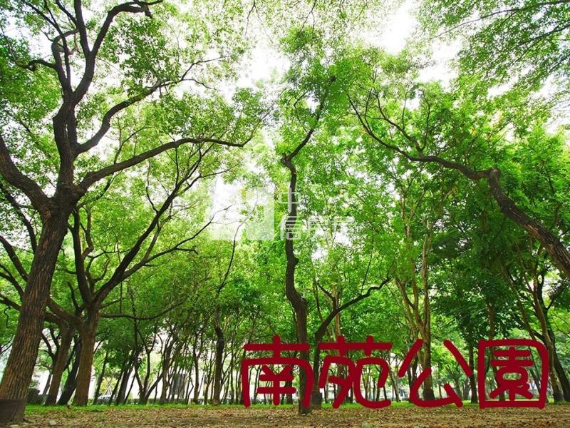 文心愛悅豐樂公園捷運兩房休旅車位房屋室內格局與周邊環境
