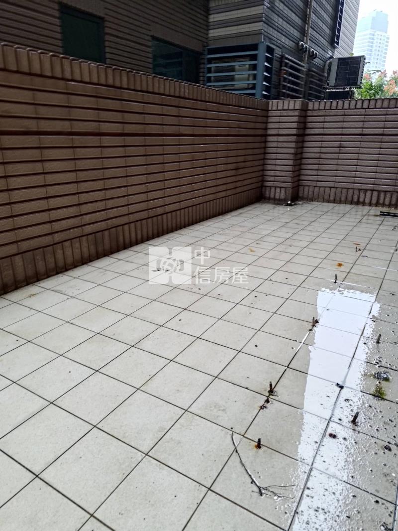 中壢夜市民權極景傳家金店面+車位房屋室內格局與周邊環境