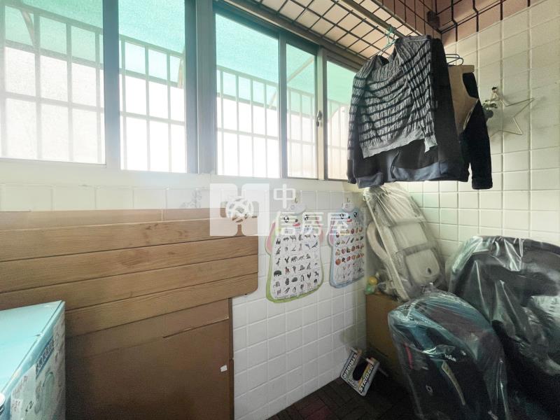 中國江山美2房房屋室內格局與周邊環境