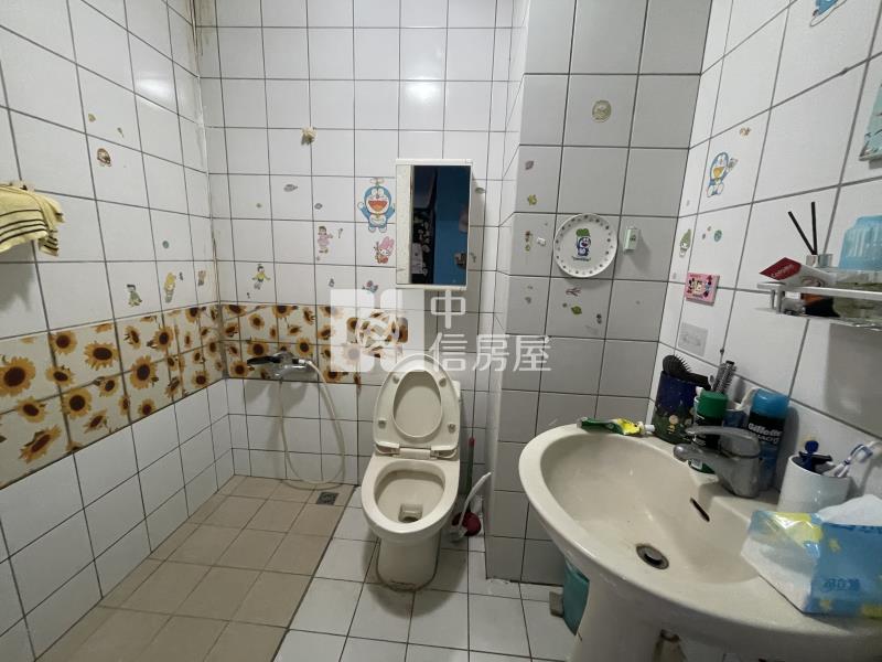 文化國小4房平面車房屋室內格局與周邊環境