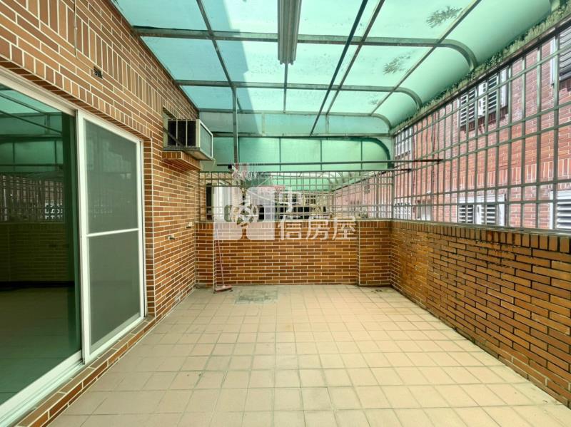 正南京路4樓店面房屋室內格局與周邊環境