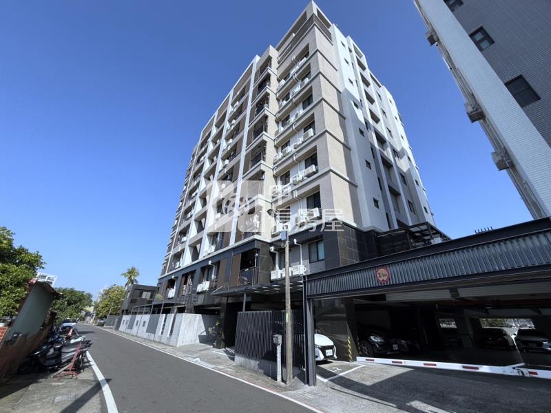 南科最愛二房車位房屋室內格局與周邊環境