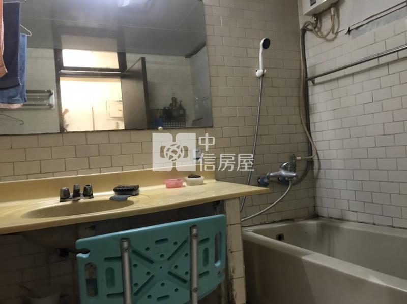 中清捷運景觀大套房美廈房屋室內格局與周邊環境