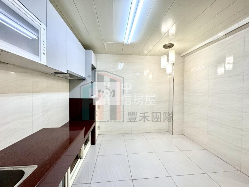 【豐禾】楊梅水美國小整新透天房屋室內格局與周邊環境