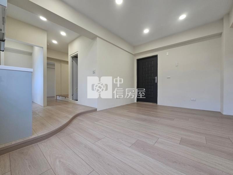 華勛1+1房電梯華廈房屋室內格局與周邊環境