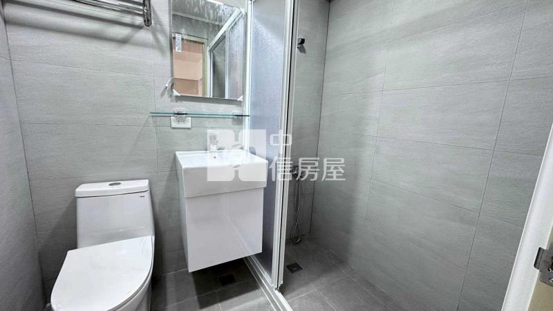 華勛忠貞電梯美三房房屋室內格局與周邊環境