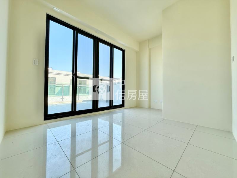 成功×塗城雙商圈｜全新未住4+1房前後停雙車朝北別墅房屋室內格局與周邊環境