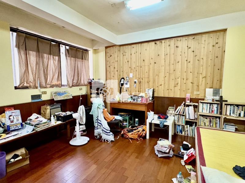 14期旁大面寬孝親別墅房屋室內格局與周邊環境