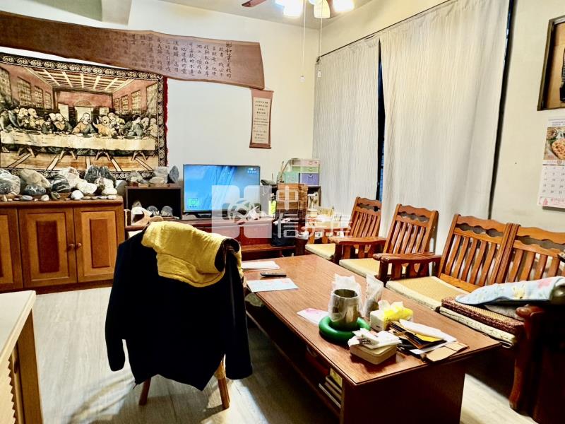 14期旁大面寬孝親別墅房屋室內格局與周邊環境