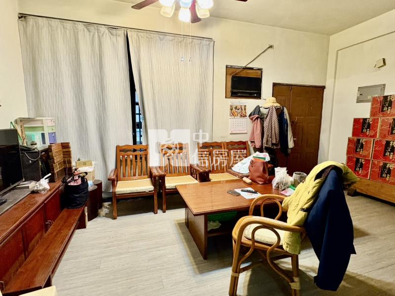 14期旁大面寬孝親別墅房屋室內格局與周邊環境