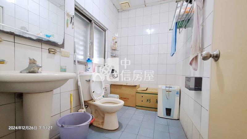 頭城超大地坪店住透天房屋室內格局與周邊環境