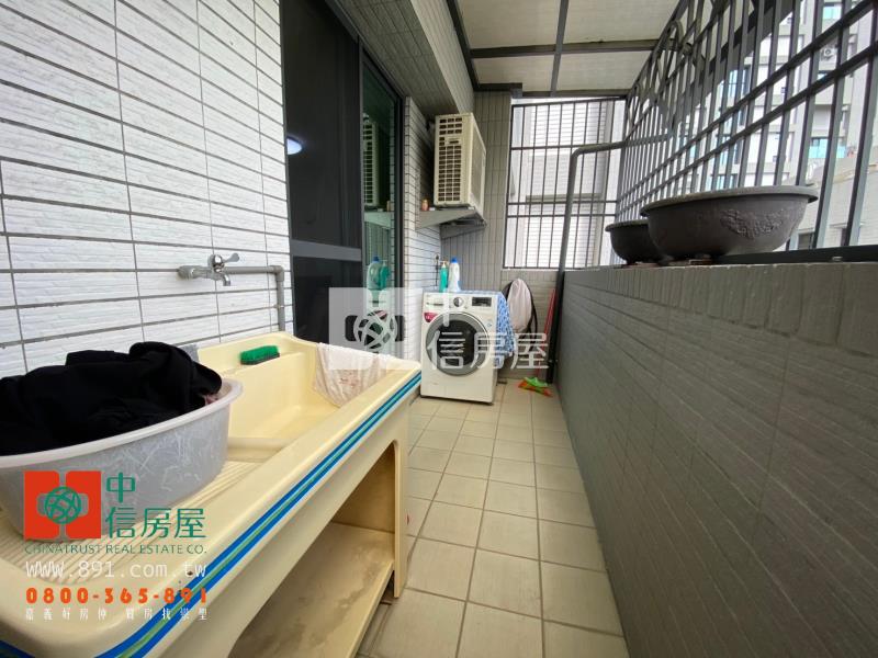 興美六路車位樓中樓住家房屋室內格局與周邊環境