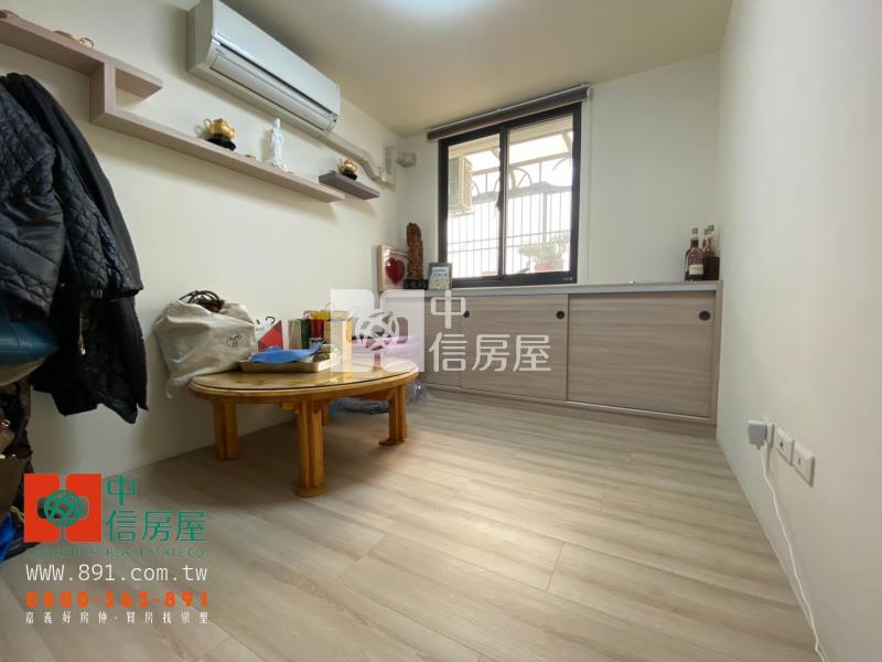 興美六路車位樓中樓住家房屋室內格局與周邊環境