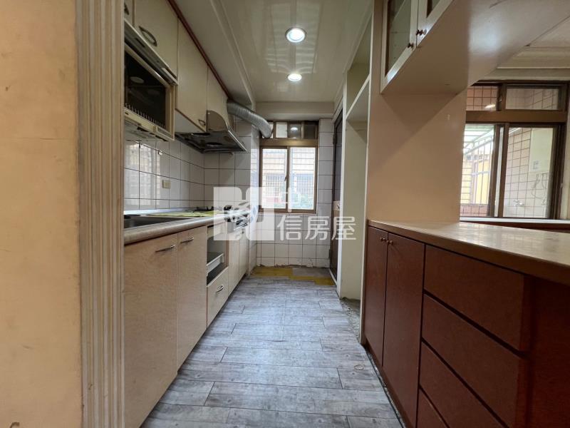 林森國小3房車房屋室內格局與周邊環境