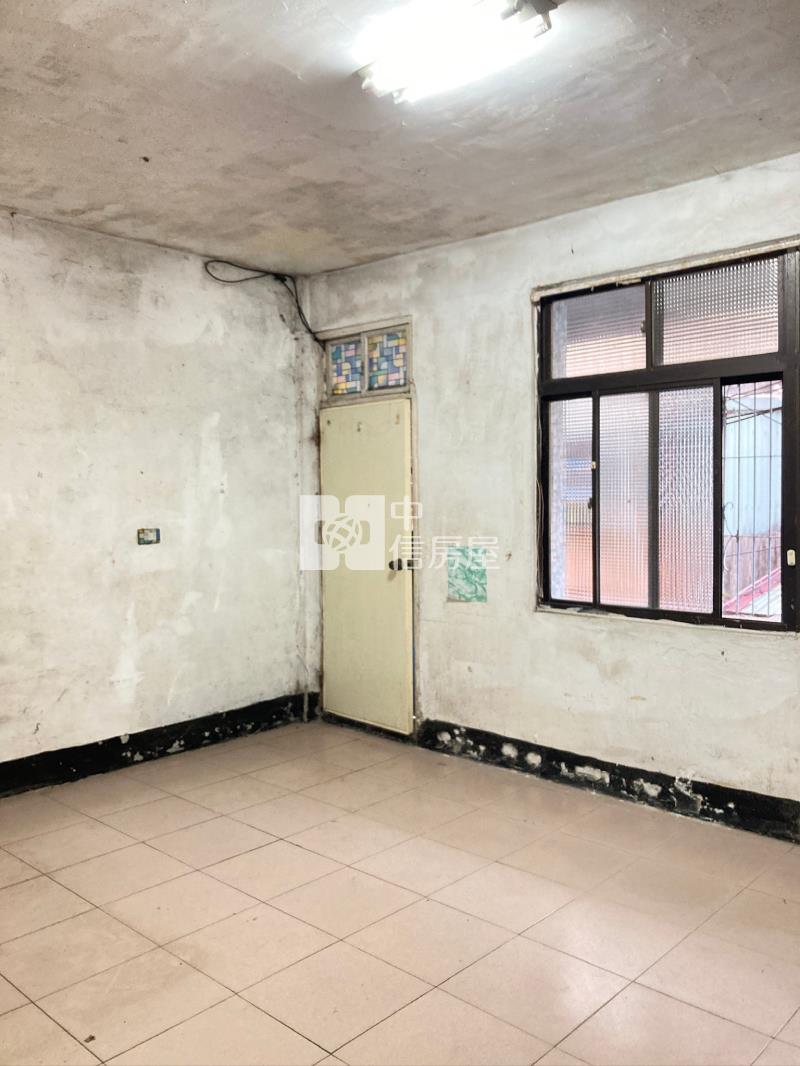 華勛街透天房屋室內格局與周邊環境