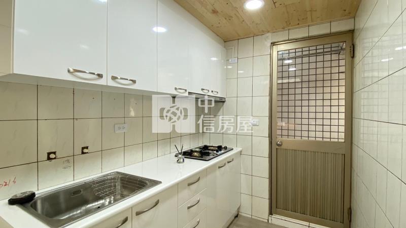 太原車站全新整理三房車位房屋室內格局與周邊環境