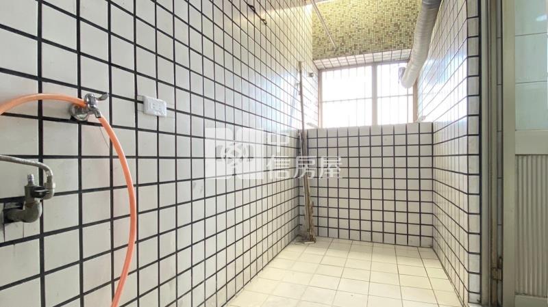 太原車站全新整理三房車位房屋室內格局與周邊環境