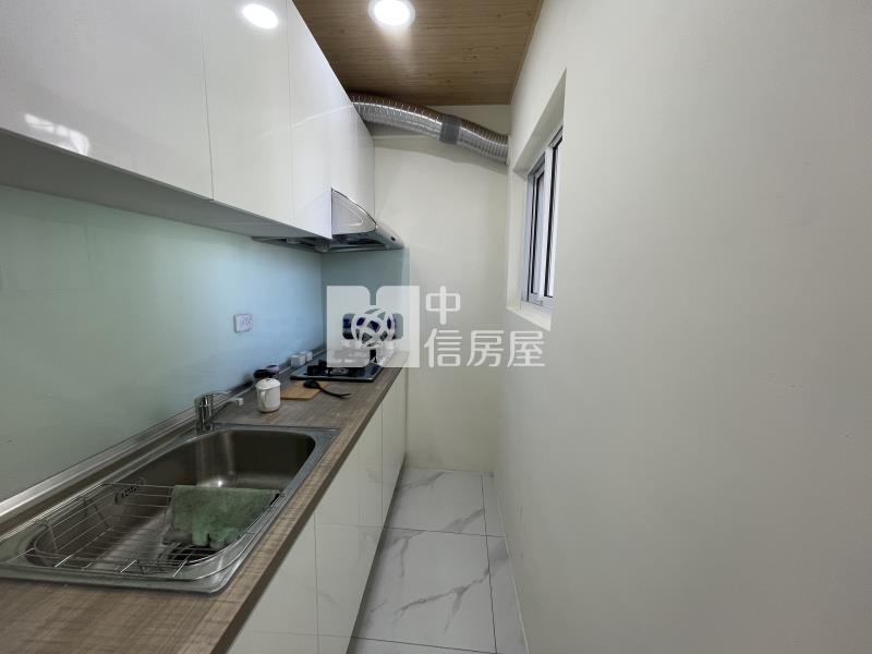 五甲商圈正義國小美3房房屋室內格局與周邊環境