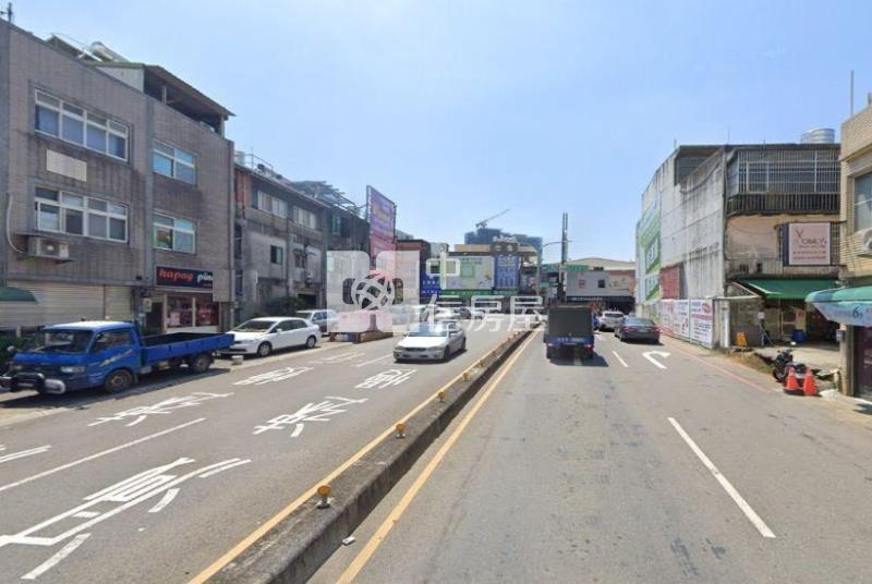 平鎮山仔頂【正中豐路旁】商業區角地建地房屋室內格局與周邊環境
