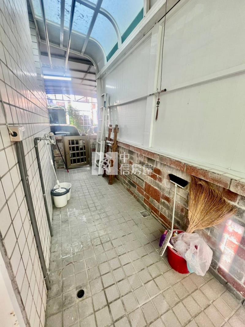 君臨天下別墅房屋室內格局與周邊環境
