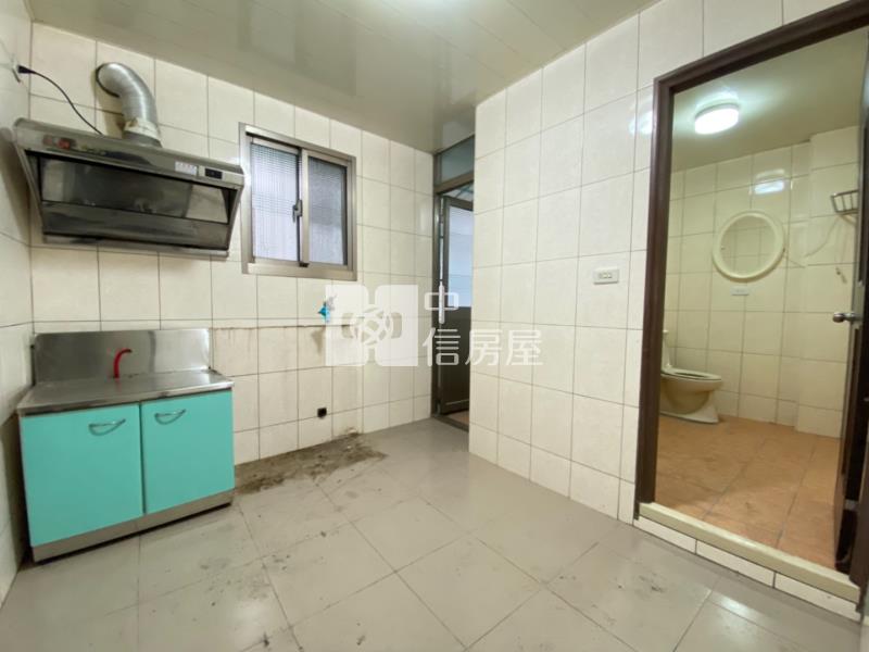 近桃園後站,桃鶯路商圈,低總價二樓公寓房屋室內格局與周邊環境