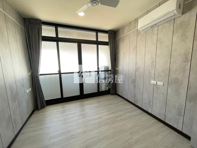 斗六全新整理大面寬車庫別墅房屋室內格局與周邊環境