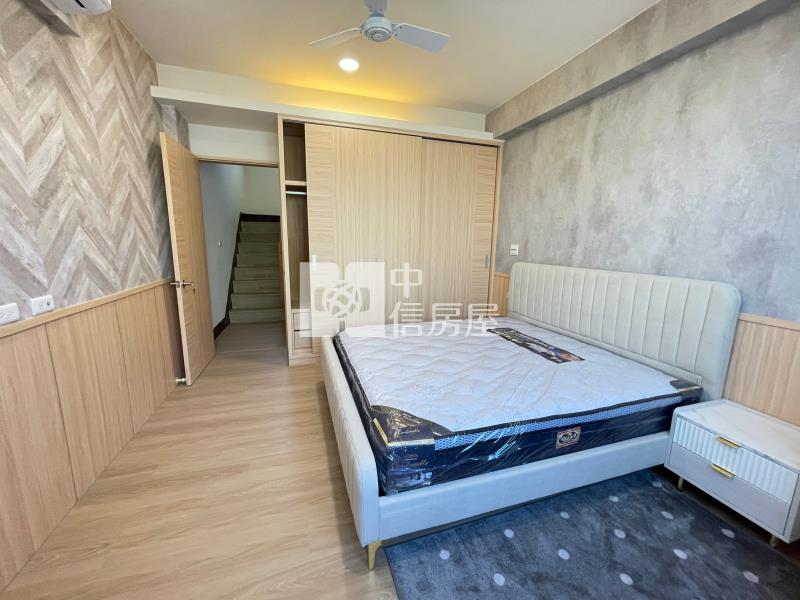 斗六全新整理大面寬車庫別墅房屋室內格局與周邊環境