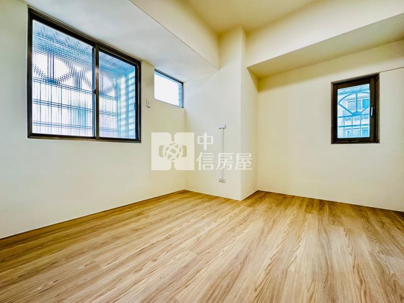 臺灣大道精裝電梯大2房房屋室內格局與周邊環境