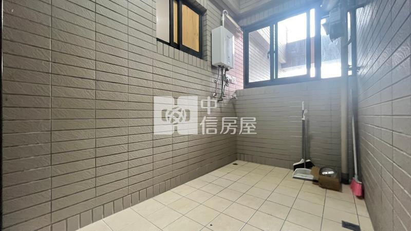 水岸之星高樓採光精美三房房屋室內格局與周邊環境
