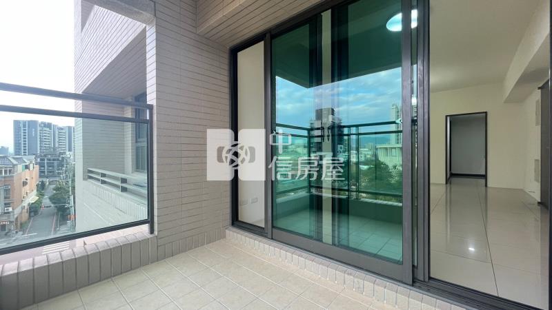水岸之星高樓採光精美三房房屋室內格局與周邊環境