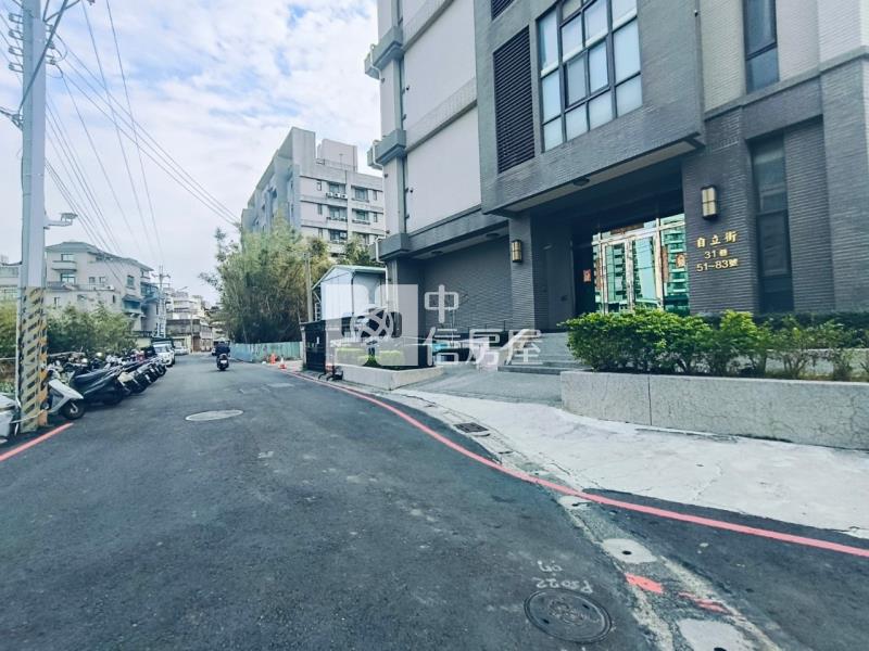 頭份市中心優質小豪宅房屋室內格局與周邊環境