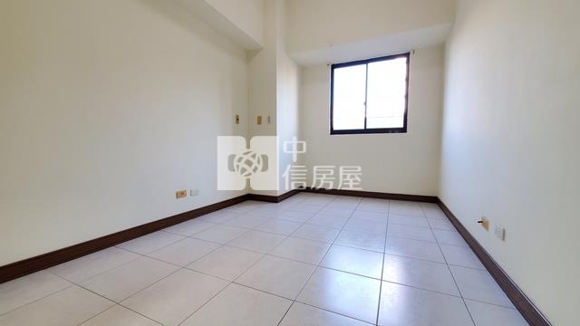 崇德捷運旁2+1房附車位房屋室內格局與周邊環境
