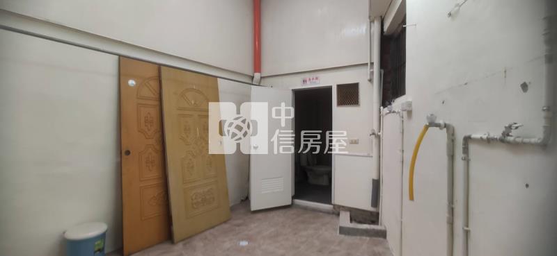 市區收租店面房屋室內格局與周邊環境