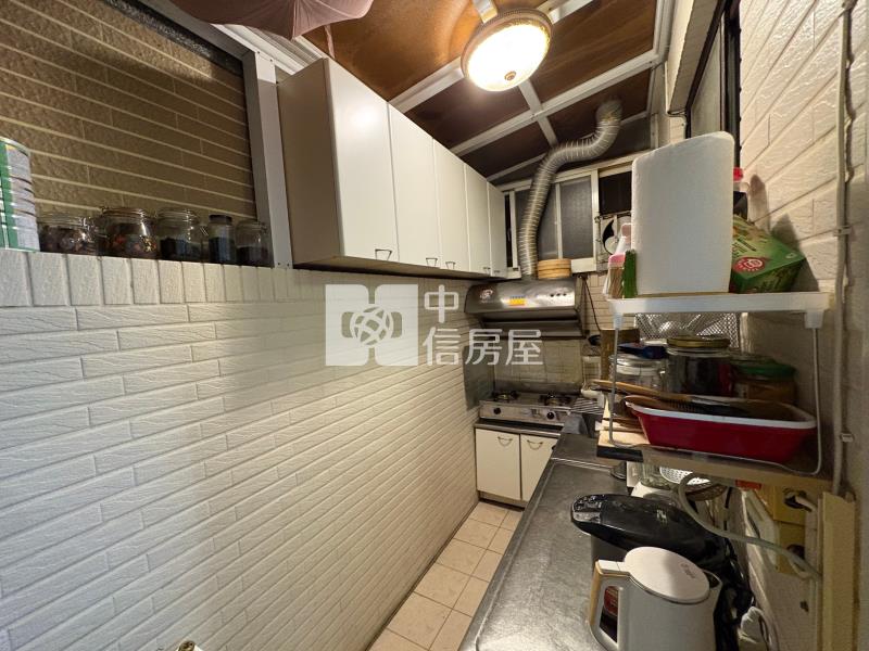 安平歐式百萬裝潢百坪店住房屋室內格局與周邊環境