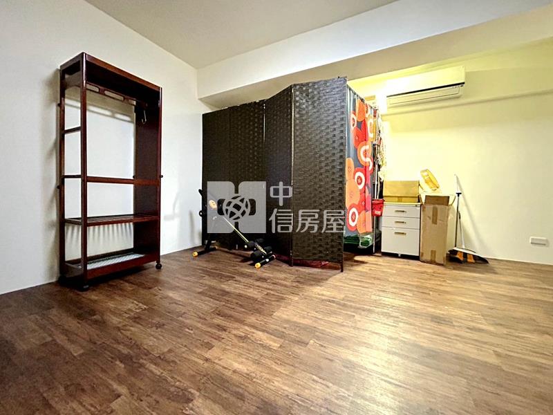 遠百大露臺三房+車位房屋室內格局與周邊環境