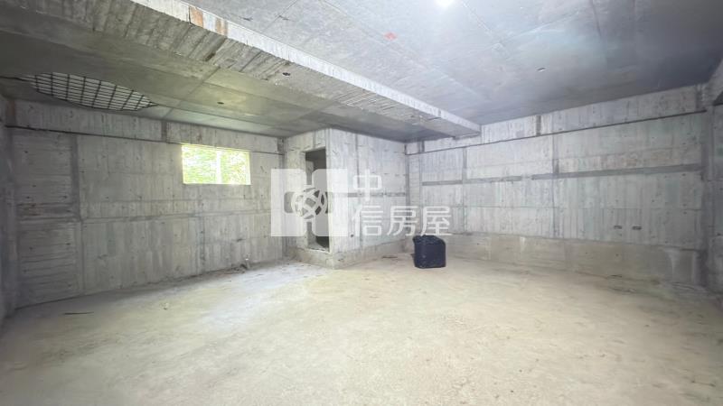 仁義潭旁農建地 ★影音空拍在中信嘉義玉山店房屋室內格局與周邊環境