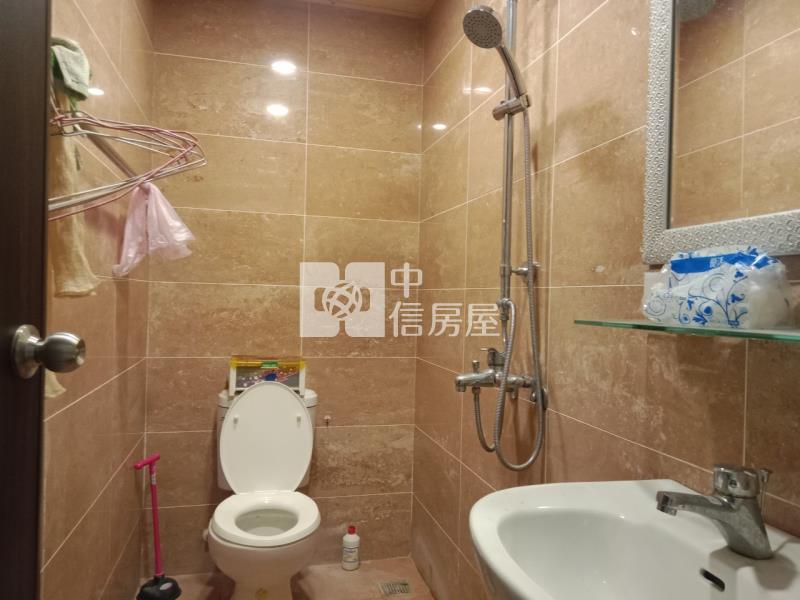 友愛商圈三角窗店住房屋室內格局與周邊環境