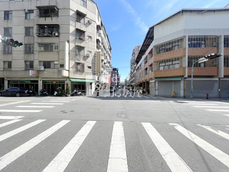 旅順路角店+車位房屋室內格局與周邊環境