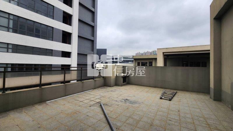 楊梅交流道旁電梯廠房房屋室內格局與周邊環境