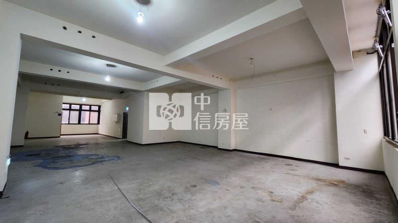 楊梅交流道旁電梯廠房房屋室內格局與周邊環境