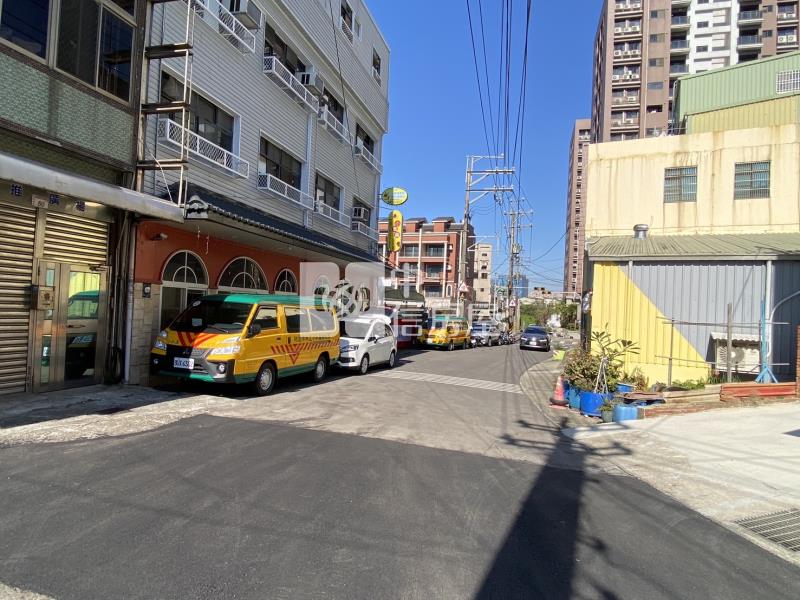【安家】專任-楊梅埔心市中心轉角建地房屋室內格局與周邊環境