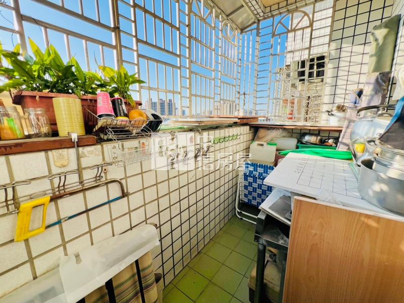 北屯軍功商圈大坪數4房平車華廈房屋室內格局與周邊環境