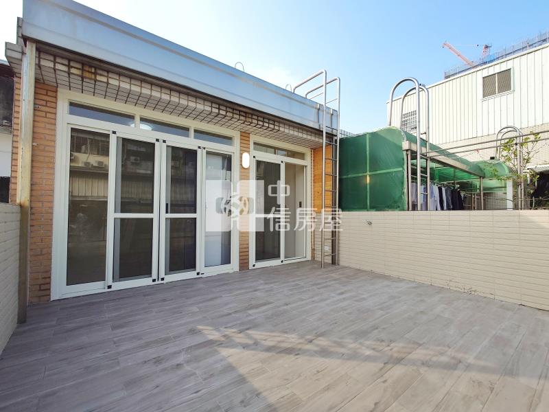 中國醫全新整理美墅房屋室內格局與周邊環境
